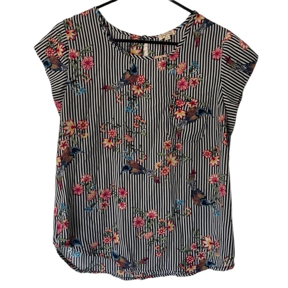 Lily White Tops - Lily White Striped Bird Top L